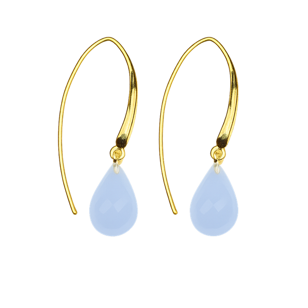 Vergoldete Ohrringe mit tropfenförmigen hellblauen Chalcedonsteinen, elegantes und minimalistisches Design.