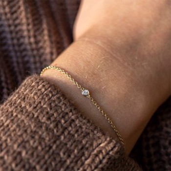 Nuran Armband aus 14 Karat Rotgold, Diamanten mit polierter Oberfläche, Modell B1002-0125-14G