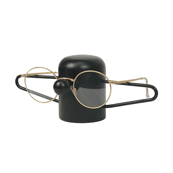 NOSEY brilleholder off Eik / messing from Dot Aarhus Danish design