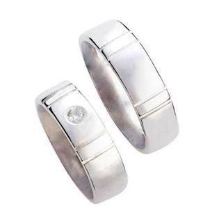 Randers Sølv Ringe mit Zirkonia und schönen glänzenden Oberflächen mit Rillen