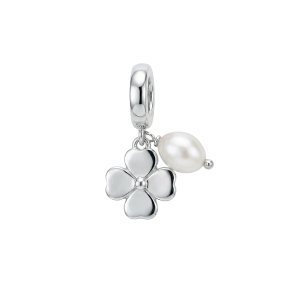 Clover and Pearl charm 6 mm sølv, von Christina Jewelry & Watches