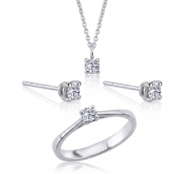 Nuran set , mit insgesamt 0,72 ct Wesselton SI