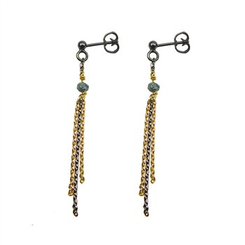 Elegante Ohrringe mit goldenen und rhodinierten Ketten, blau-grüne Rohdiamanten oben.