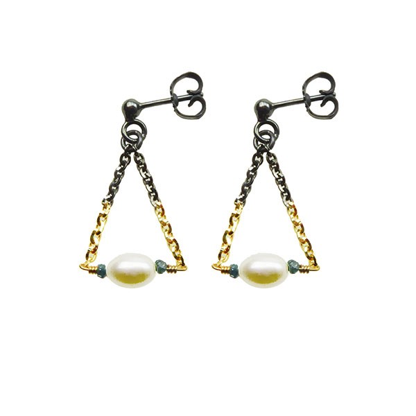 Earrings 925/585 - Oxidised  w.Pearls & Blue Diamonds Pr.par, von San - Links of Joy
