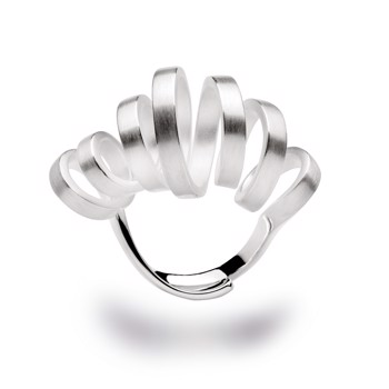 925/- Ring, rho. mat, von Bastian Inverun