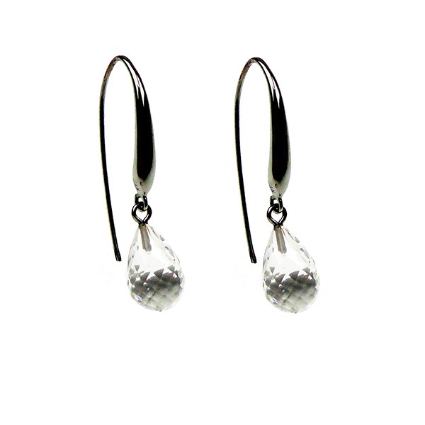 Ohrringe mit klaren, facettierten, tropfenförmigen Kristallen, 12x8mm, an Haken.