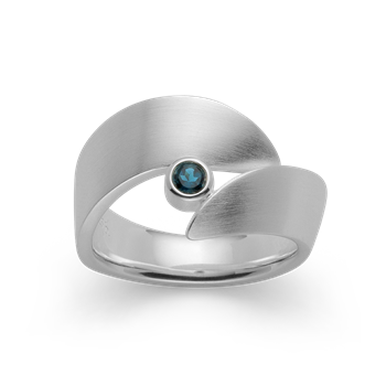 925/-ring, rh, mat, topaz london blå 0,13ct, von Bastian Inverun