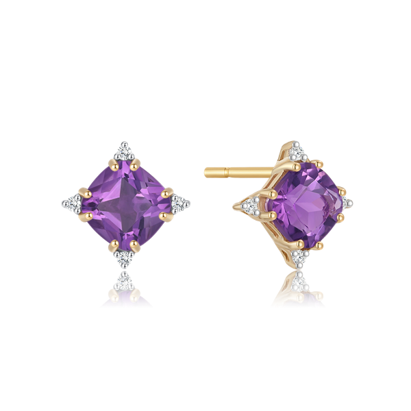 Quadratische violette Ohrringe mit klaren Steinen an Ecken, goldene Fassung und Stecker.