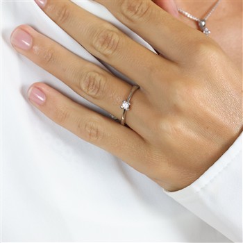 MARY Ring 8K, HV LG DIAM 0,10CT W/VS, von Aagaard