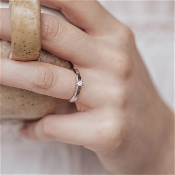 14KT HV.D.RING BRILL.1X0,07CT WPI, von Aagaard